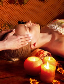 90 Minute Candle Massage